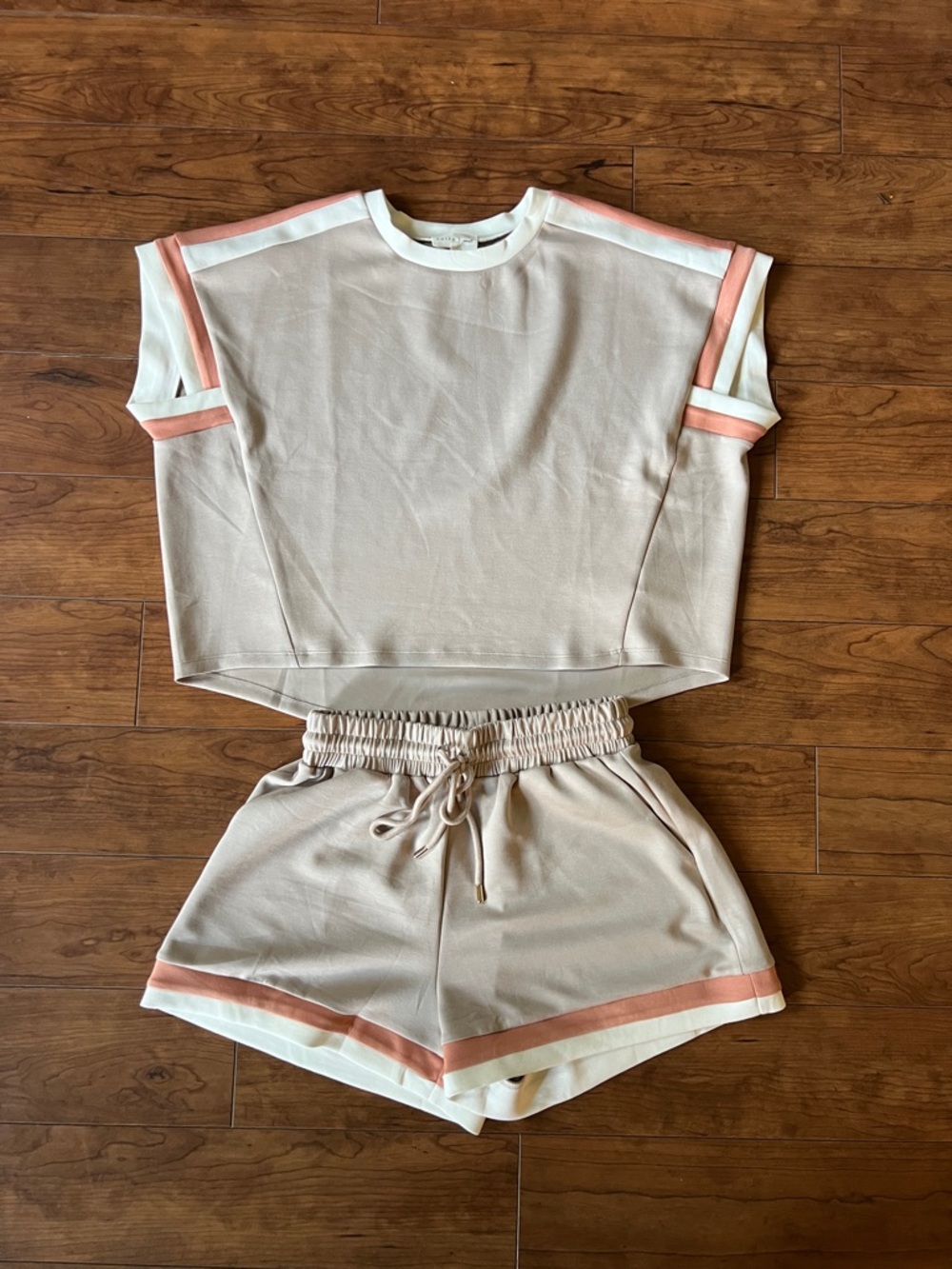 entro Beige Cropped Boxy Top with Peach Trim